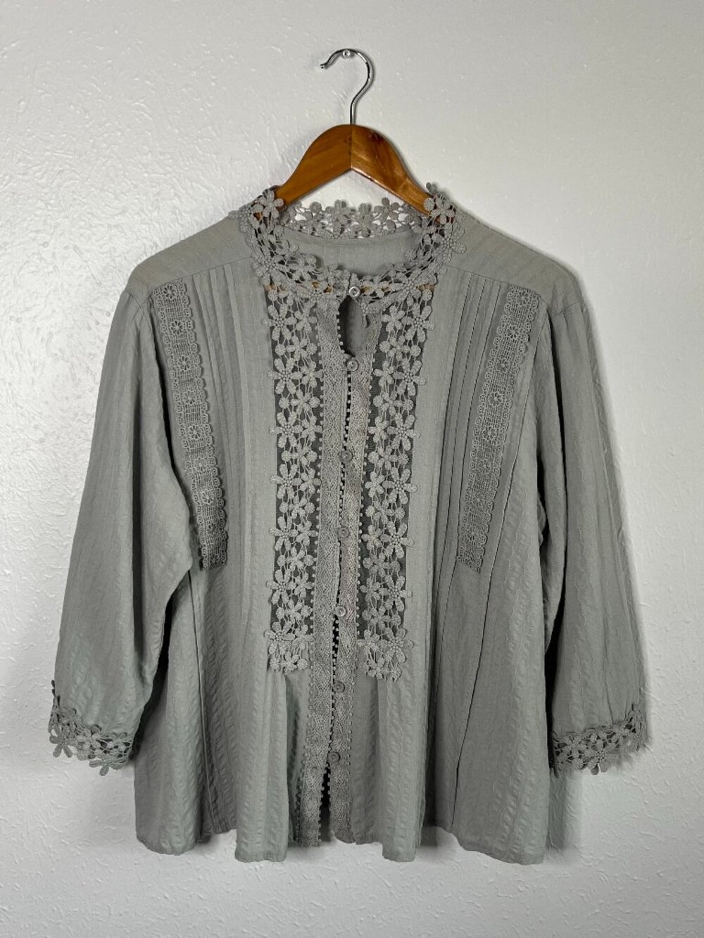 Womens Gray Crochet Lace Trim Blouse Top Bohemian Victorian Style Size XL